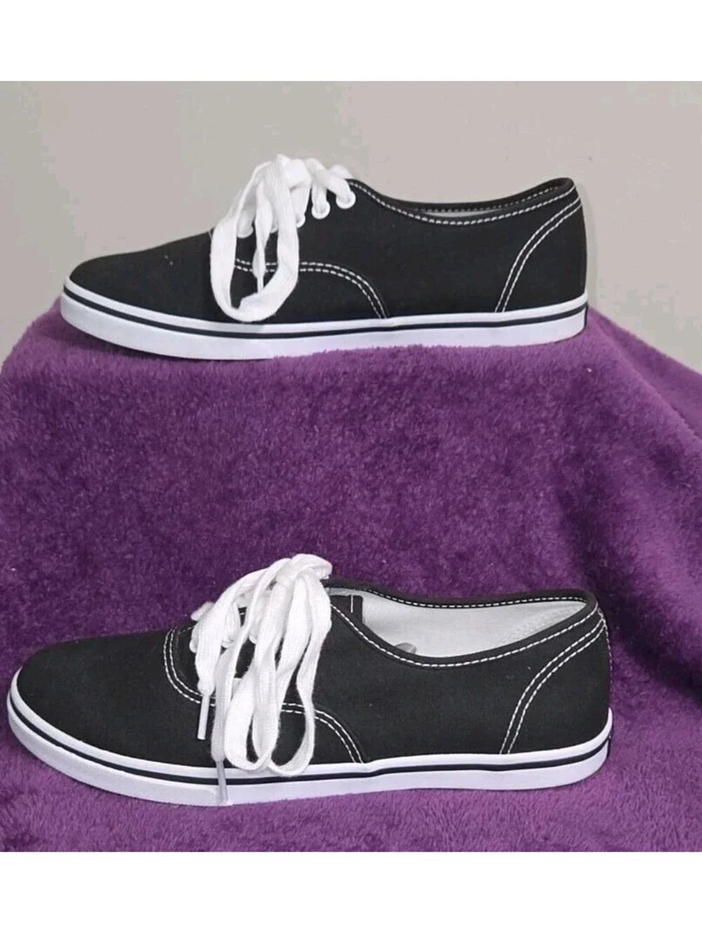 Vans Black White Authentic Low Top Lace Up Canvas Sneaker Sz Men 6.5/Women's 8
